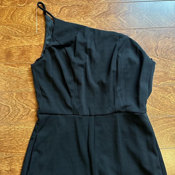 Black one shoulder jumpsuit - Picture 2 of 6